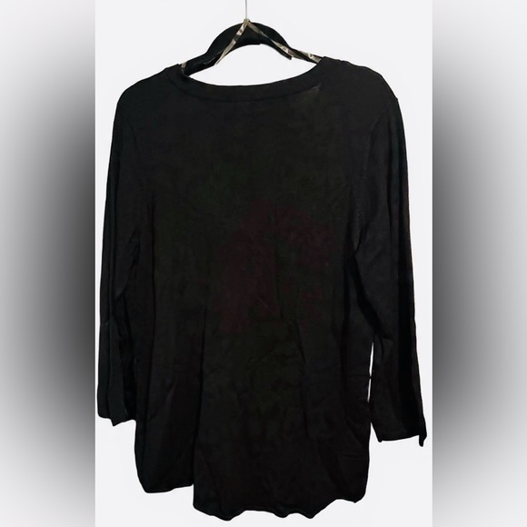 Jones New York Signature- V-Neck Sweater- Medium - Picture 2 of 6